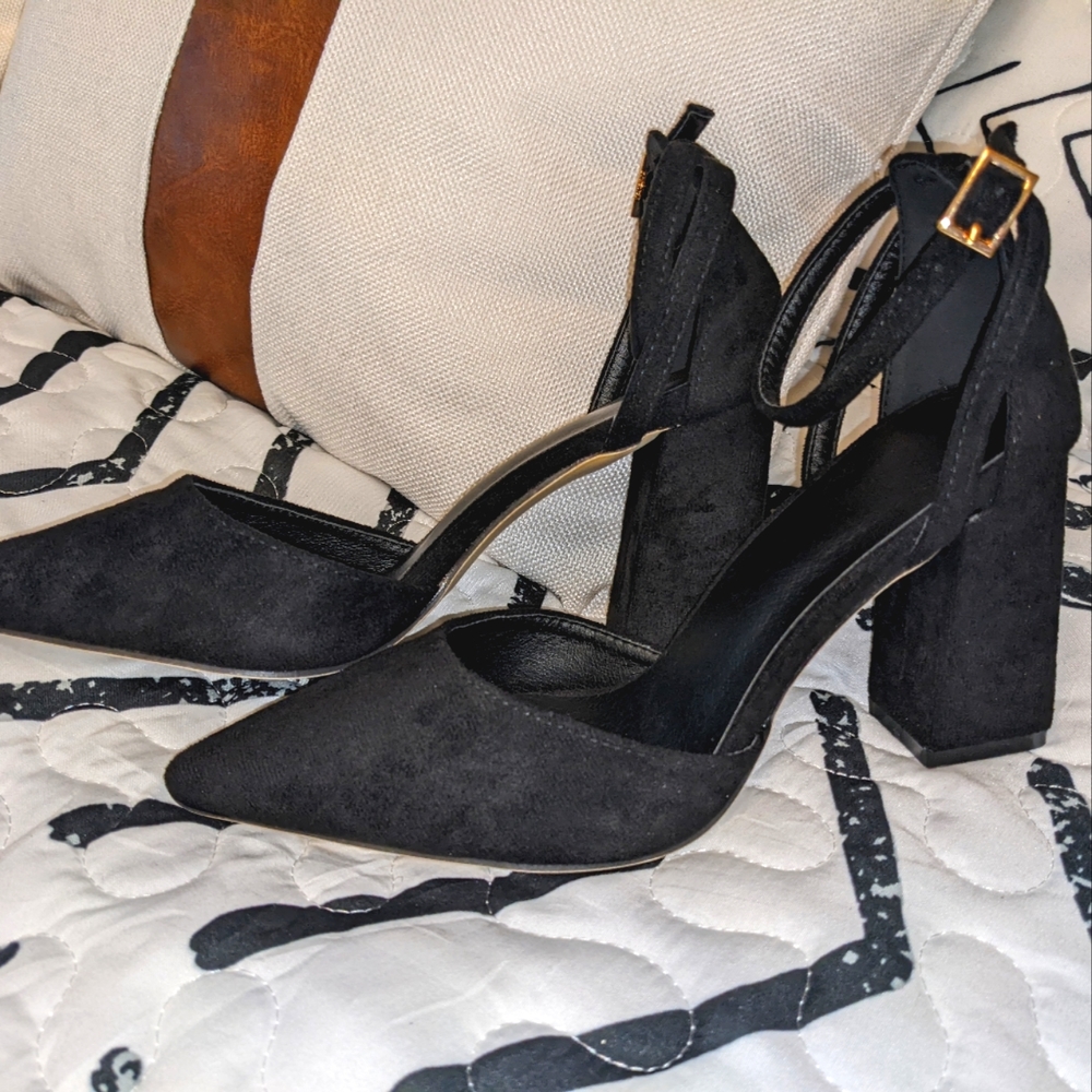 Black Ankle Pumps